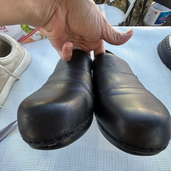 DANSKO WOMENS SIZE 39 Black color - Picture 5 of 9